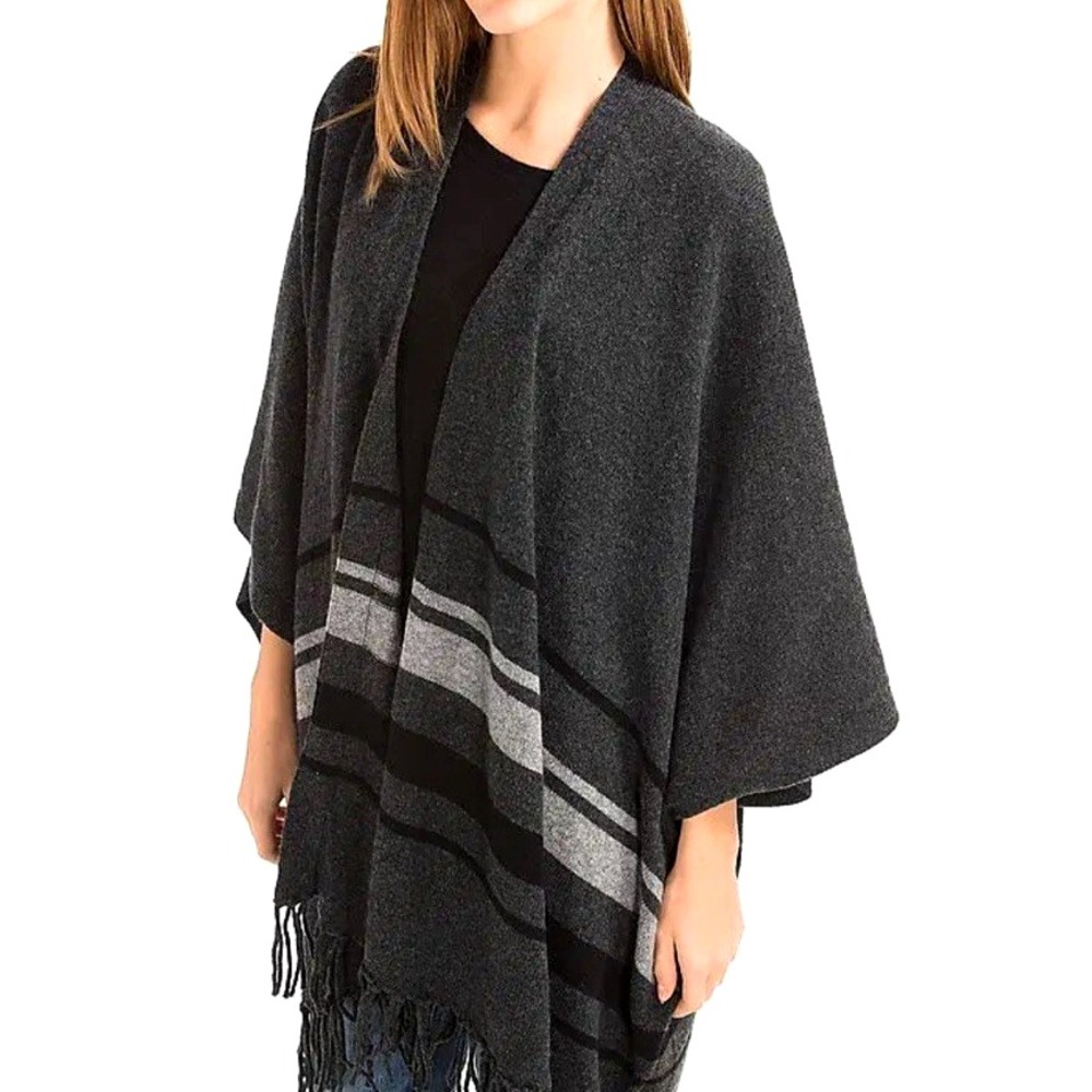 GAP 100% Wool Shawl Poncho Cozy Cabin Sweater Boho Yoga Top Chic Cottage Core‎